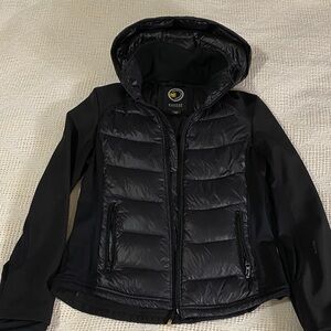 Halifax Traders Black Hooded Puffer Jacket
